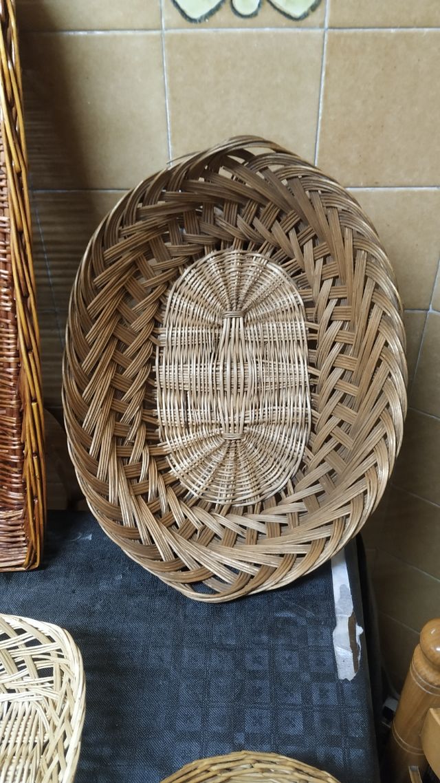 Cestos de mimbre (8) rebajados.