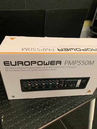 MESA DE MEZCLAS BEHRINGER EUROPOWER PMP550M