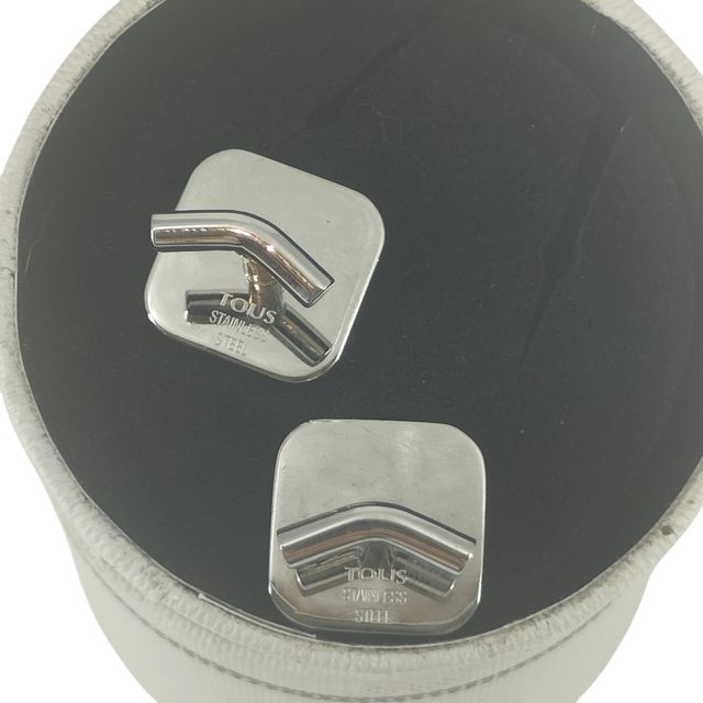 Gemelos acero esterilla cuadrado marca Tous