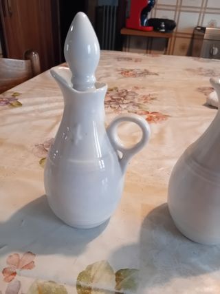 Contenitori per olio e aceto 