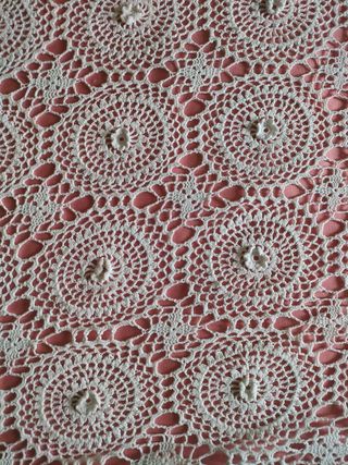 Copriletto matrimoniale a uncinetto