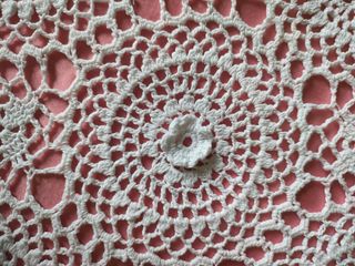 Copriletto matrimoniale a uncinetto