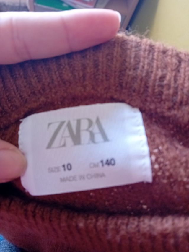 Suéter Zara