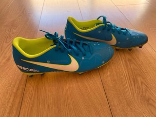 Zapatillas de fútbol (Leer descripción)