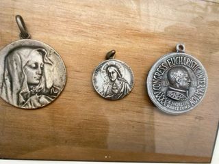 3 medallas