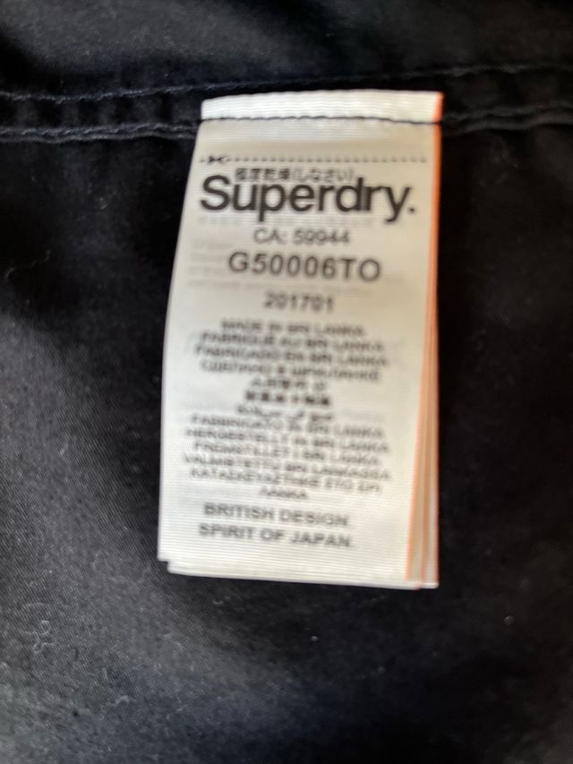 Cazadora negra desmontable  Superdry