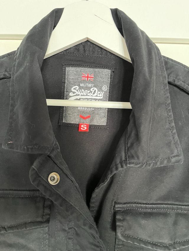 Cazadora negra desmontable  Superdry