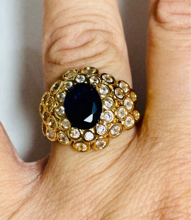 Anillo de zafiro sintetico y oro goldfilled 18 KT