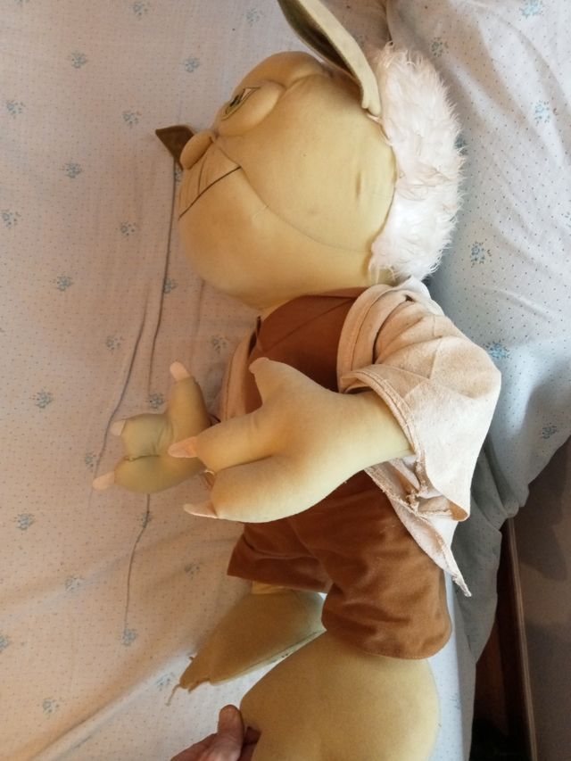 STARWARS "Y O D A" (GRAN CALIDAD) XL ( 70 CM.)