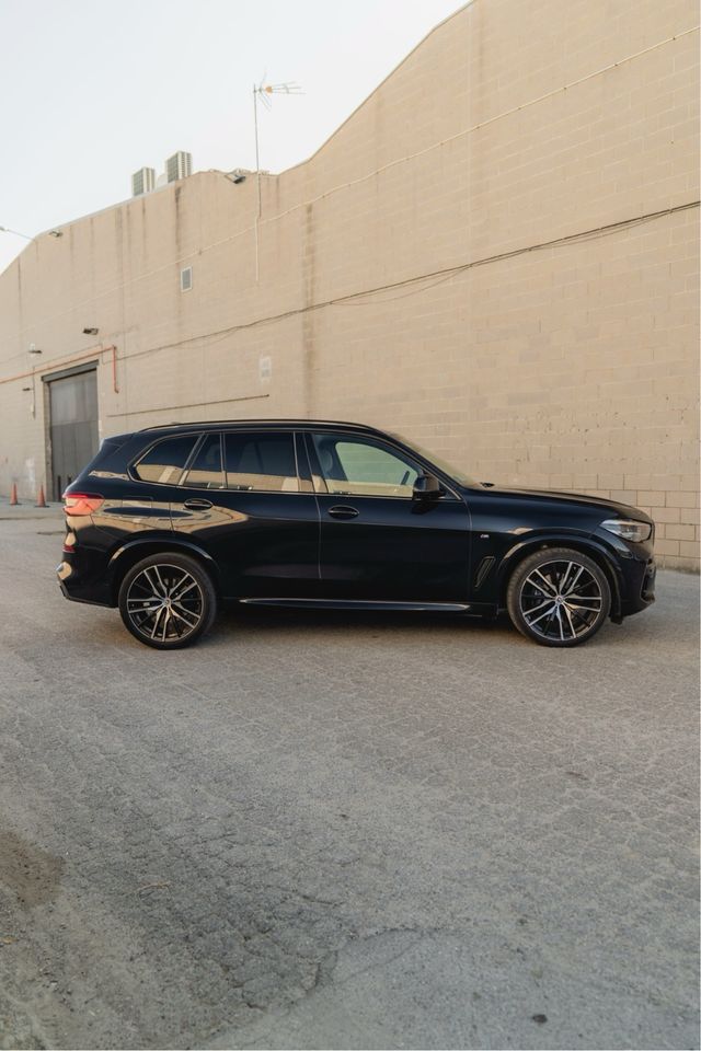 BMW X5  2022