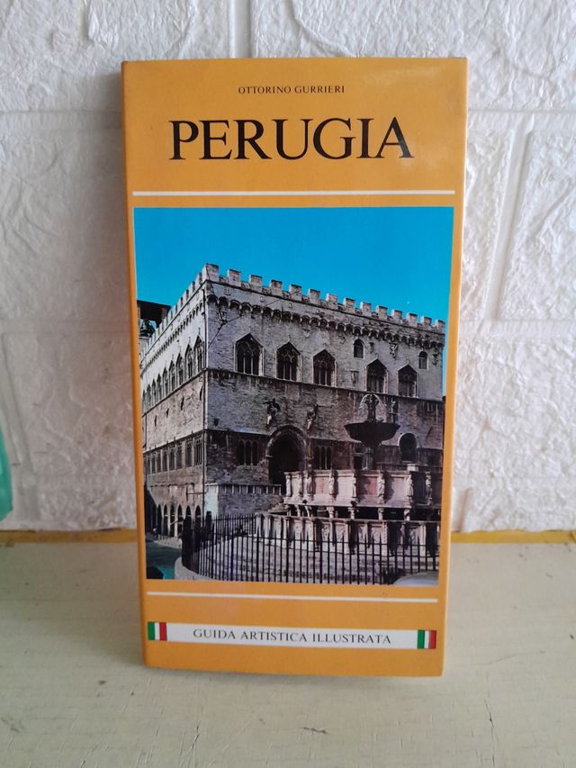 Perugia Guida artistica illustrata+piantina