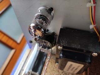 Amplificador Ibanez ValBee 5W con mods