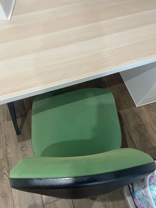 Silla de depacho con ruedas