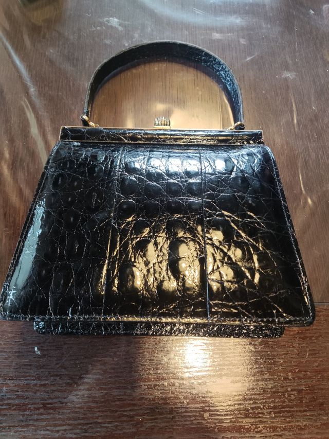 Borsetta in coccodrillo nero anni 60