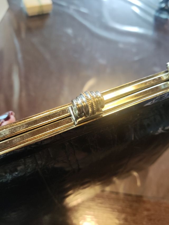 Borsetta in coccodrillo nero anni 60