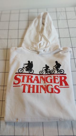 Sudadera Stranger things.Blanca.Talla L
