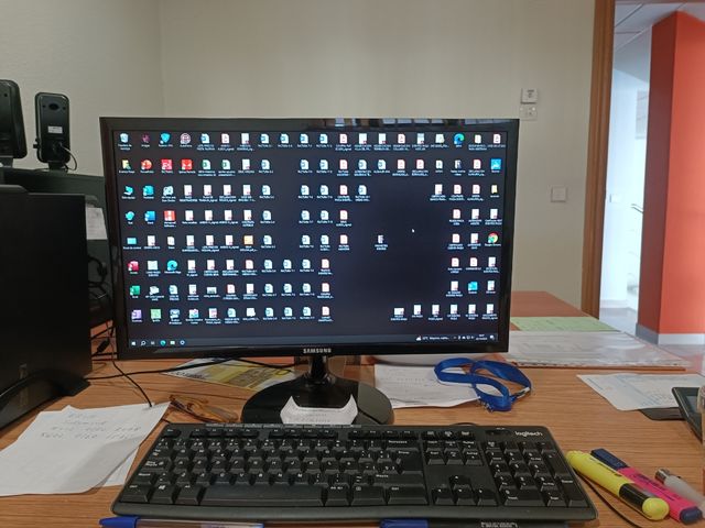 Ordenador,teclado y pantalla
