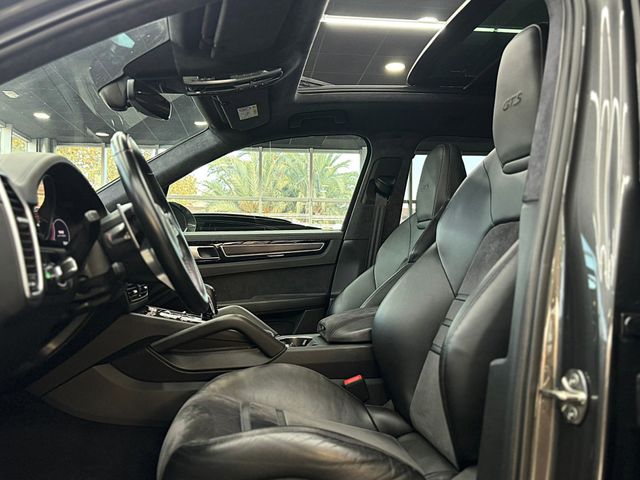 Porsche Cayenne GTS 2020