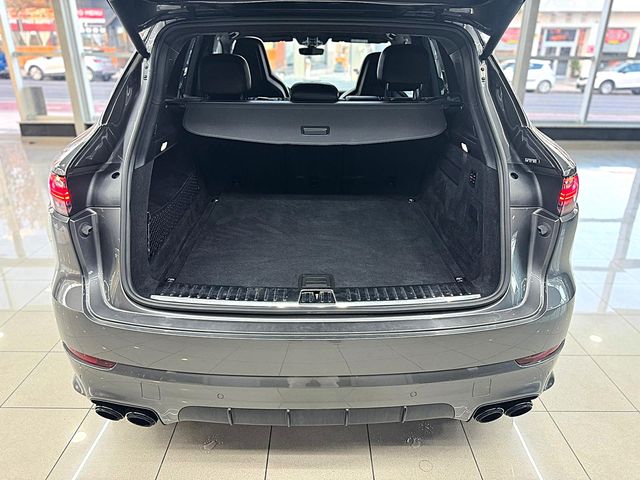 Porsche Cayenne GTS 2020