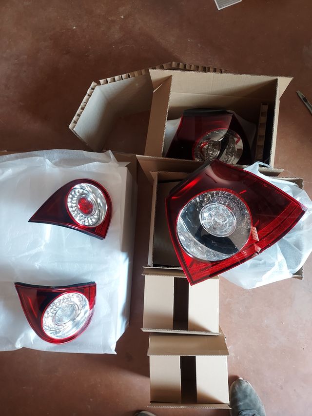 Pilotos traseros valeo led golf v 5 mk5 nuevos