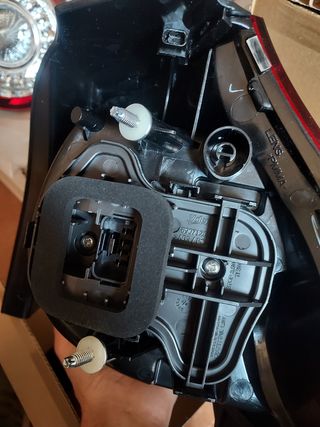 Pilotos traseros valeo led golf v 5 mk5 nuevos