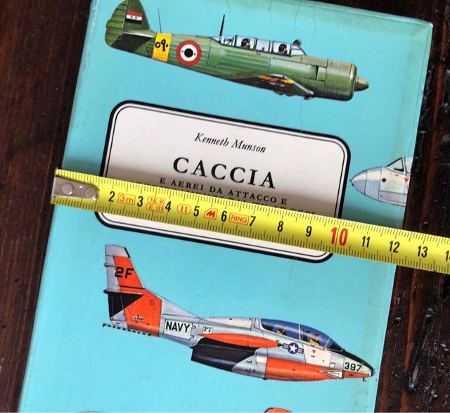 Libro “Caccia” (Fighters) aerei anno 1969