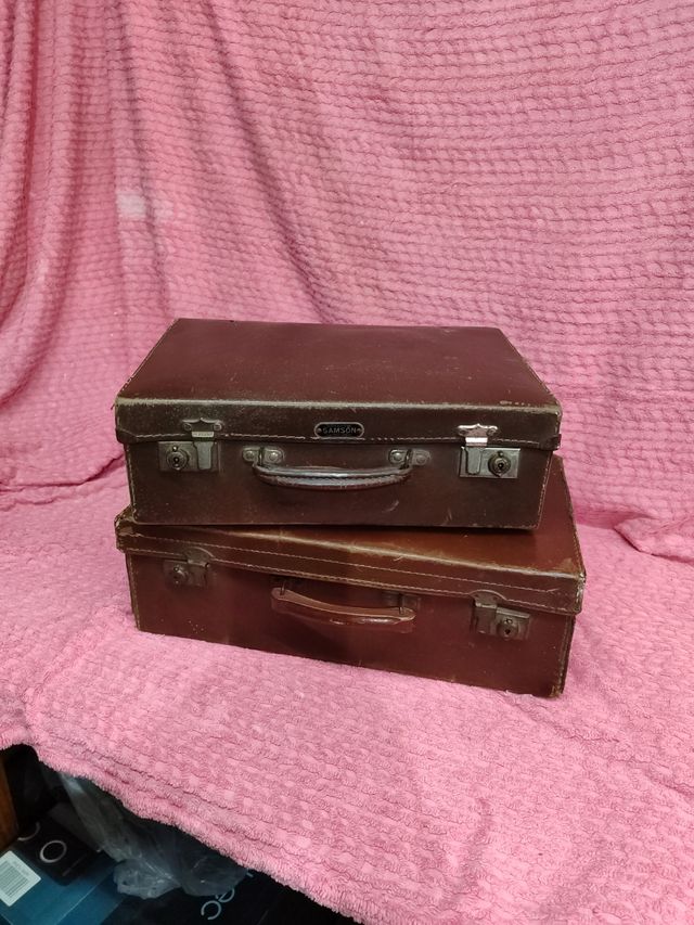 2 Maletas antiguas