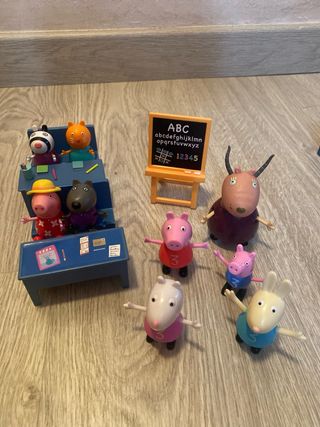 Colegio peppa pig mas muñecos extras