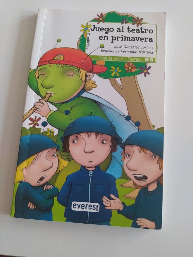 Juego al teatro en primavera