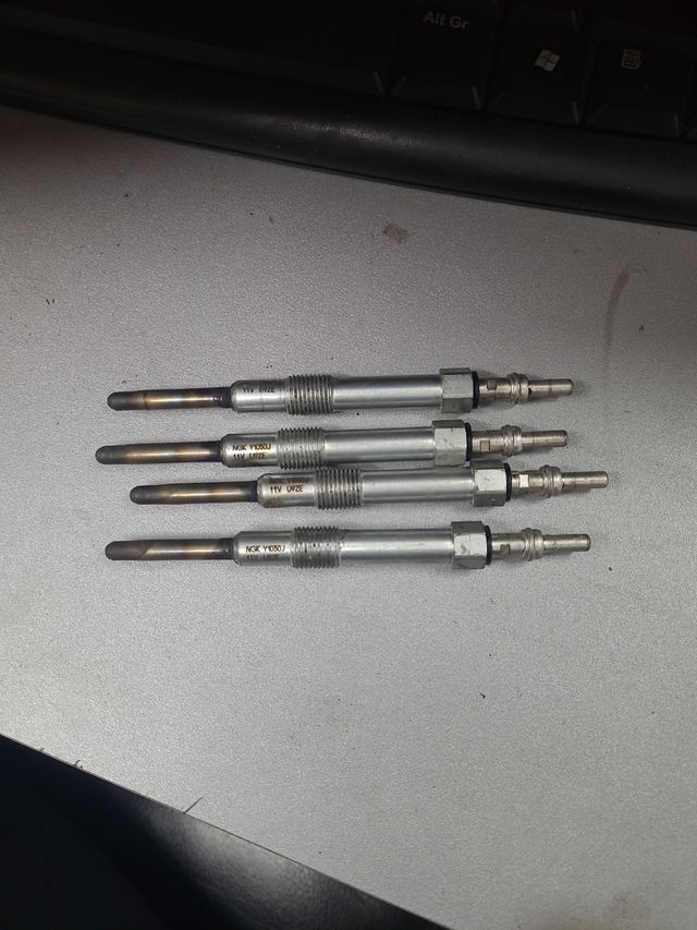 Bujía de precalentamiento Y1030J