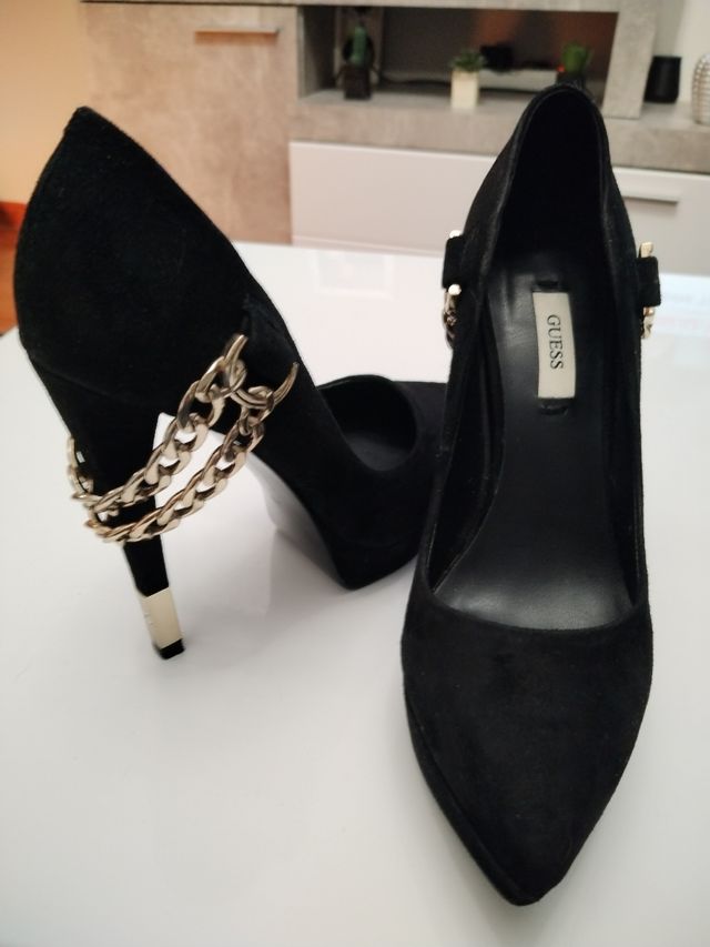 GUESS zapatos negros de tacón n°36/37