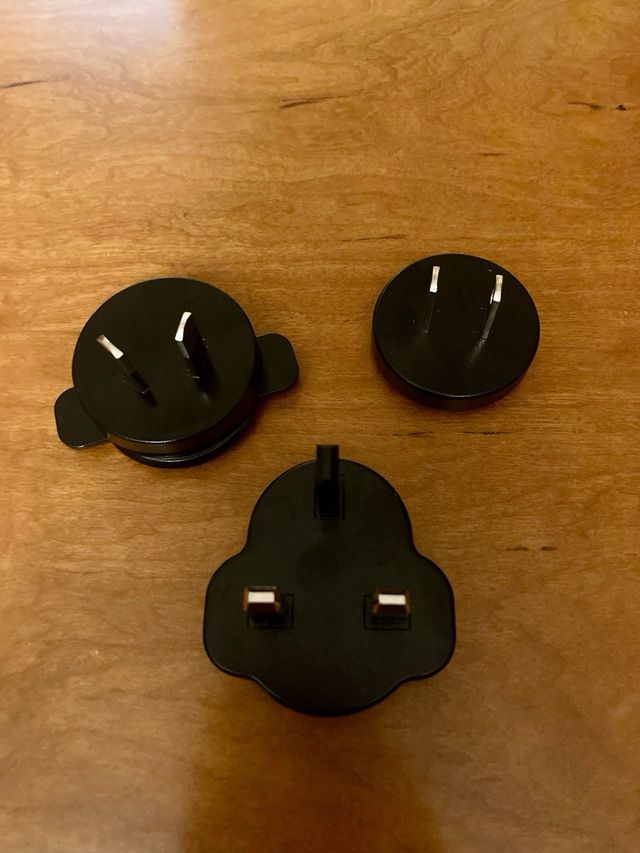 Adaptadores de enchufe viaje NUEVOS