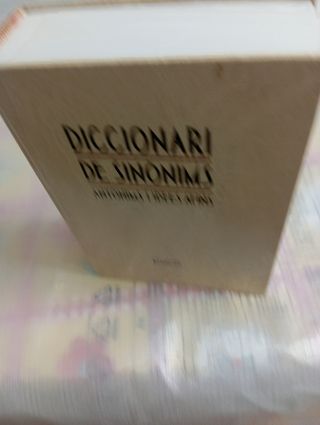 Diccionari de sinònims antónimos i idees afins