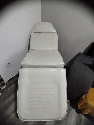 Camilla de estética