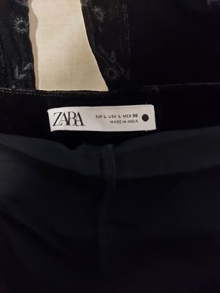 Pantalón negro zara