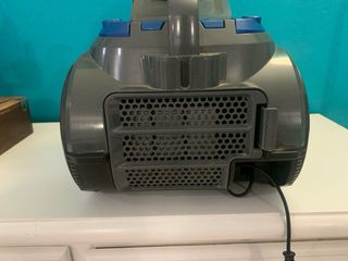 Aspirador Amazonbasics