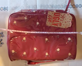 Neceser navideño nuevo con etiquetas