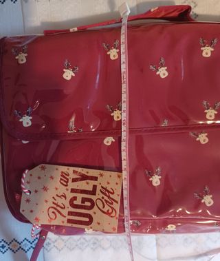 Neceser navideño nuevo con etiquetas