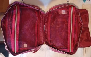 Neceser navideño nuevo con etiquetas