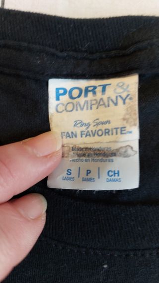 Camiseta negra WEDNESDAY.