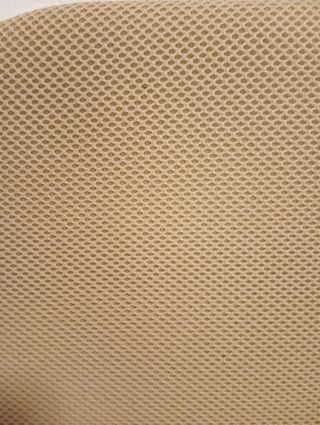 Base de madera tapizada, nueva.