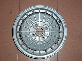 PIEZAS Y RECAMBIOS VARIOS DE CLASICOS FORD (3)