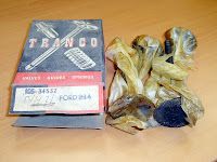 PIEZAS Y RECAMBIOS VARIOS DE CLASICOS FORD (6)