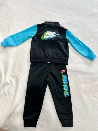 Chandal bebes Nike 