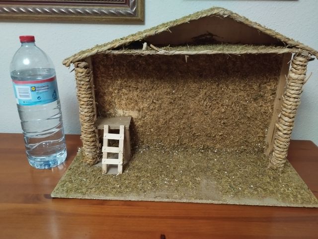 Portal de belén sin figuras