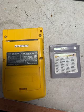 game Boy Color y se vende 83 juegos