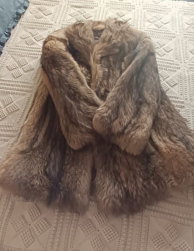 Chaquetón piel de lobo