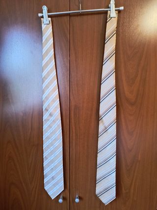 Corbata 100% seda +regalo de otra