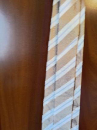 Corbata 100% seda +regalo de otra