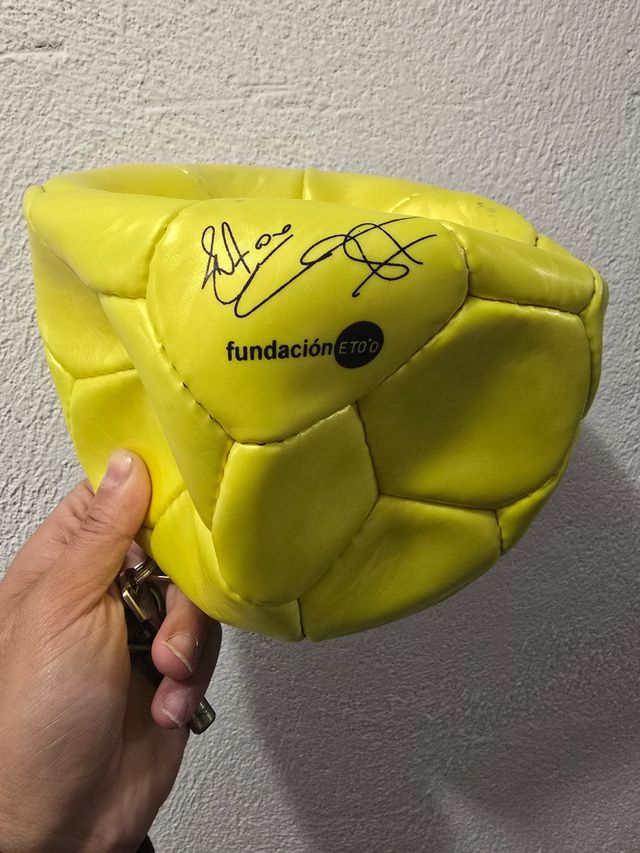 Balón Samuel Eto'o